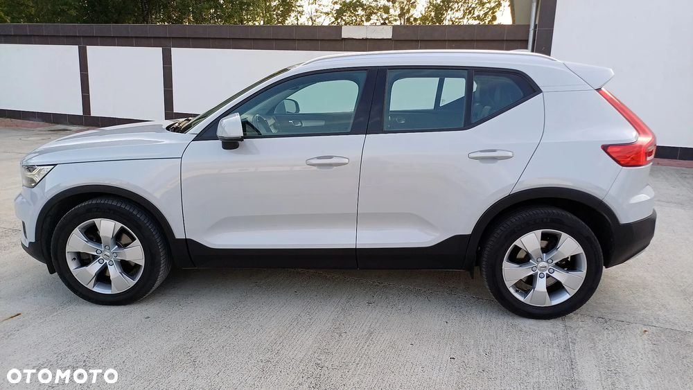 Volvo XC 40 D3 AWD Geartronic Momentum - 5