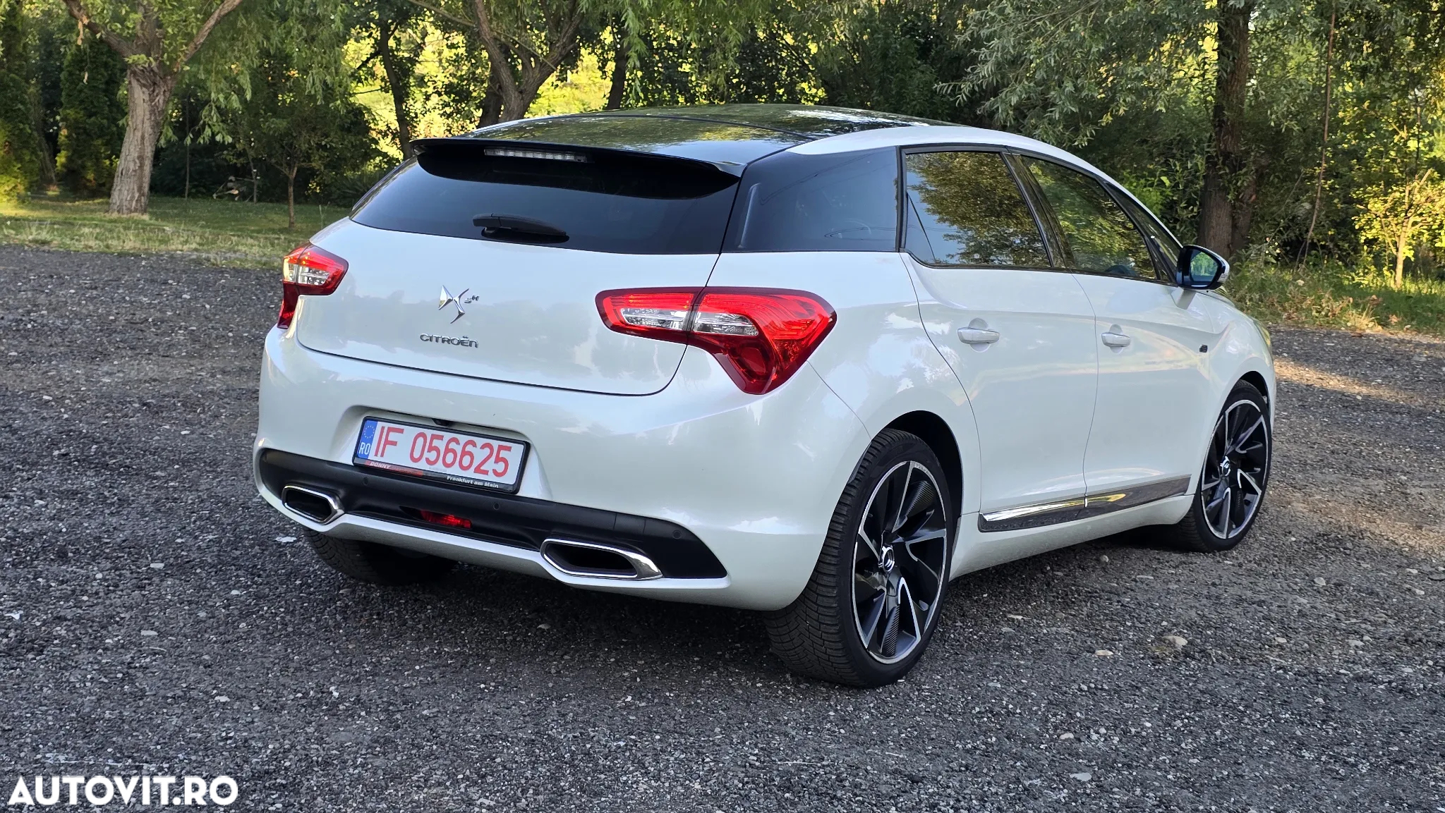 Citroën DS5 Hybrid4 Aut. Business Class - 3