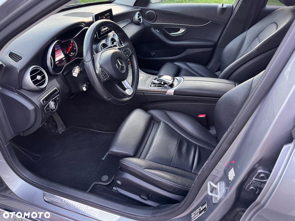 Mercedes-Benz Klasa C - 25
