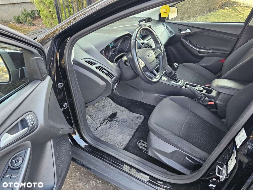Ford Focus - 12