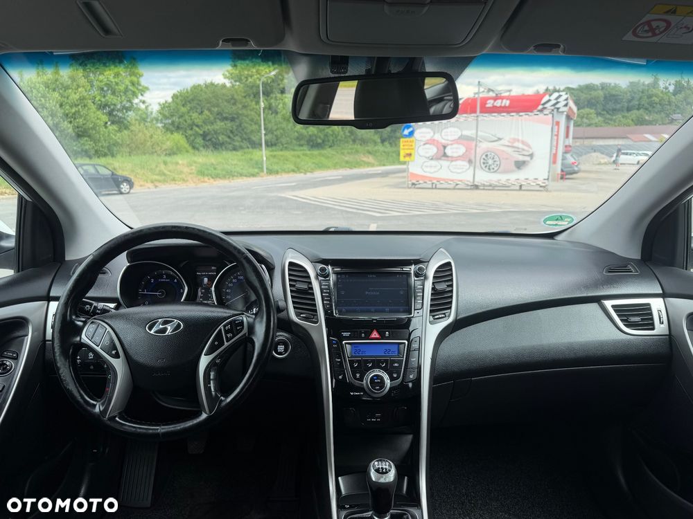 Hyundai i30 1.6 CRDi Premium - 14