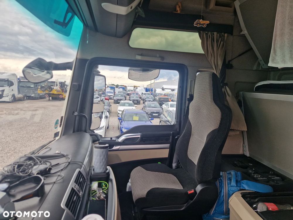 MAN TGX 26.580 6x4 - 29