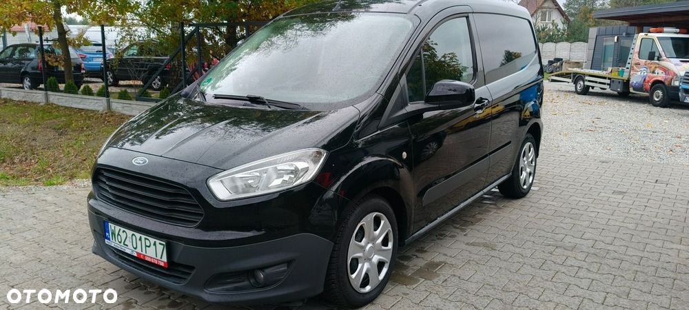 Ford Transit Courier - 2
