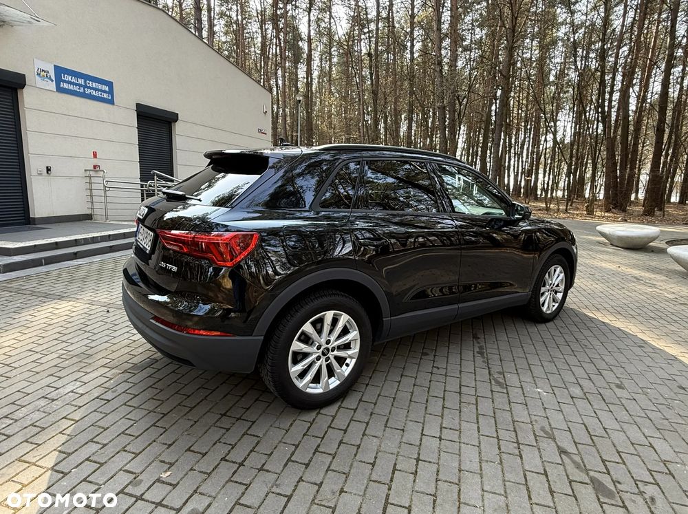 Audi Q3 35 TFSI S tronic - 8