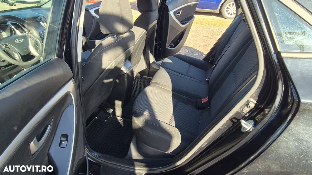 Hyundai i30 i30cw 1.4 CRDi Classic - 8