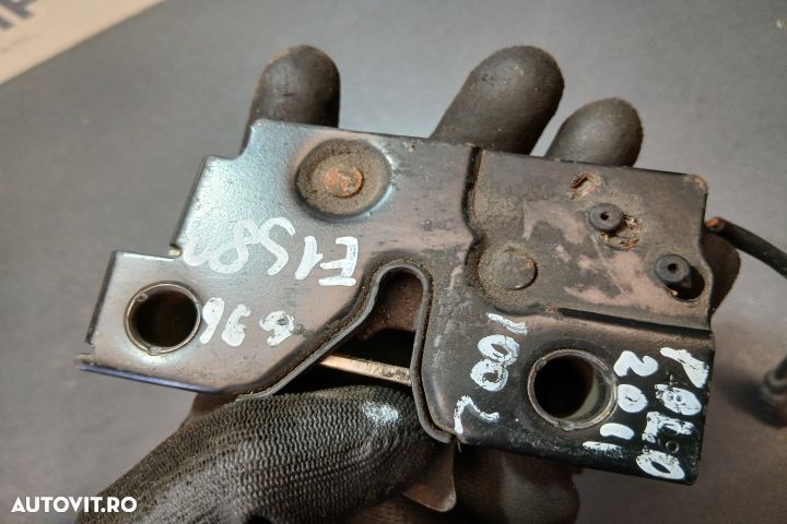 Broasca capota motor 2011 6R1823509A 6R1823509A Volkswagen VW Polo 5 - 4