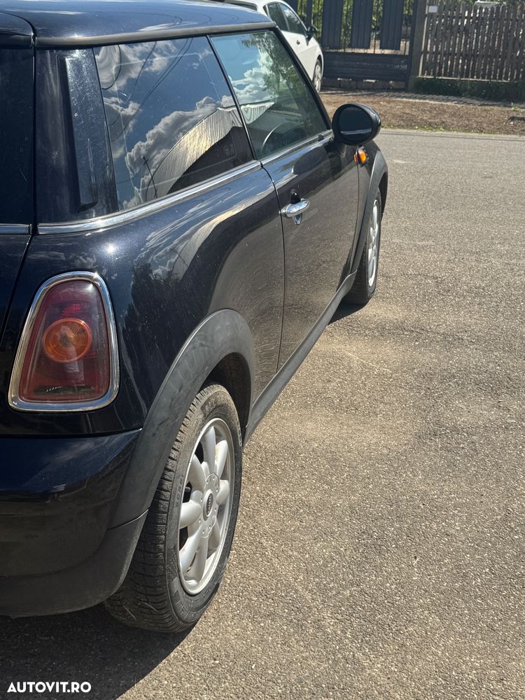 Mini Cooper Cabrio - 1