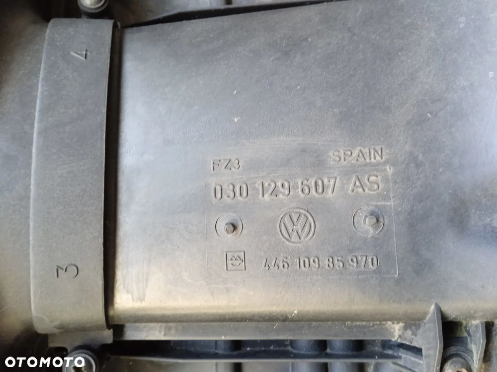 OSŁONA POKRYWA GÓRNA NA SILNIK VW POLO III 6N 030129607AS - 3