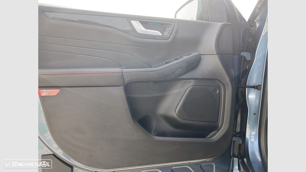 Ford Kuga 1.5 EcoBoost ST-Line - 11