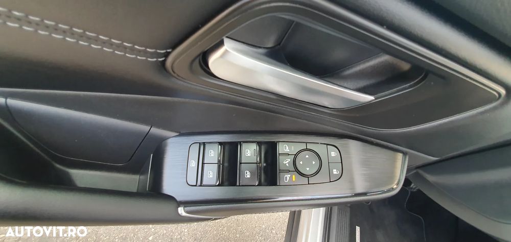 Nissan Qashqai 1.3 DIG-T MHEV N-Connecta - 23