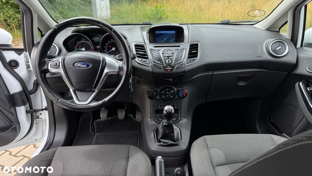 Ford Fiesta - 15