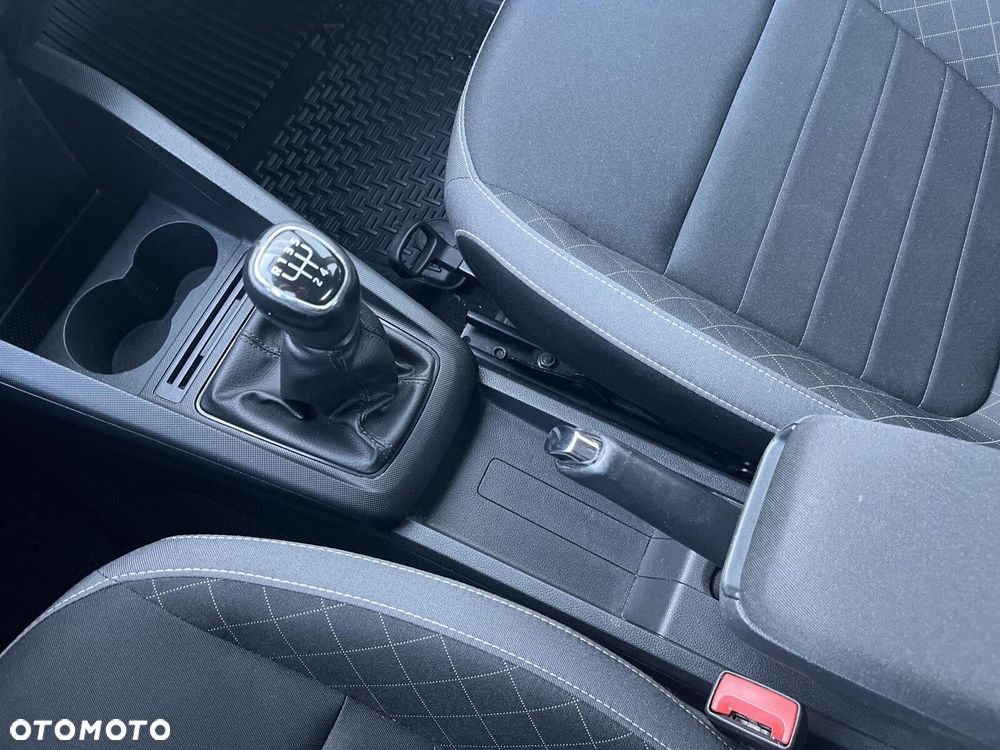 Skoda Fabia 1.0 TSI Ambition - 19