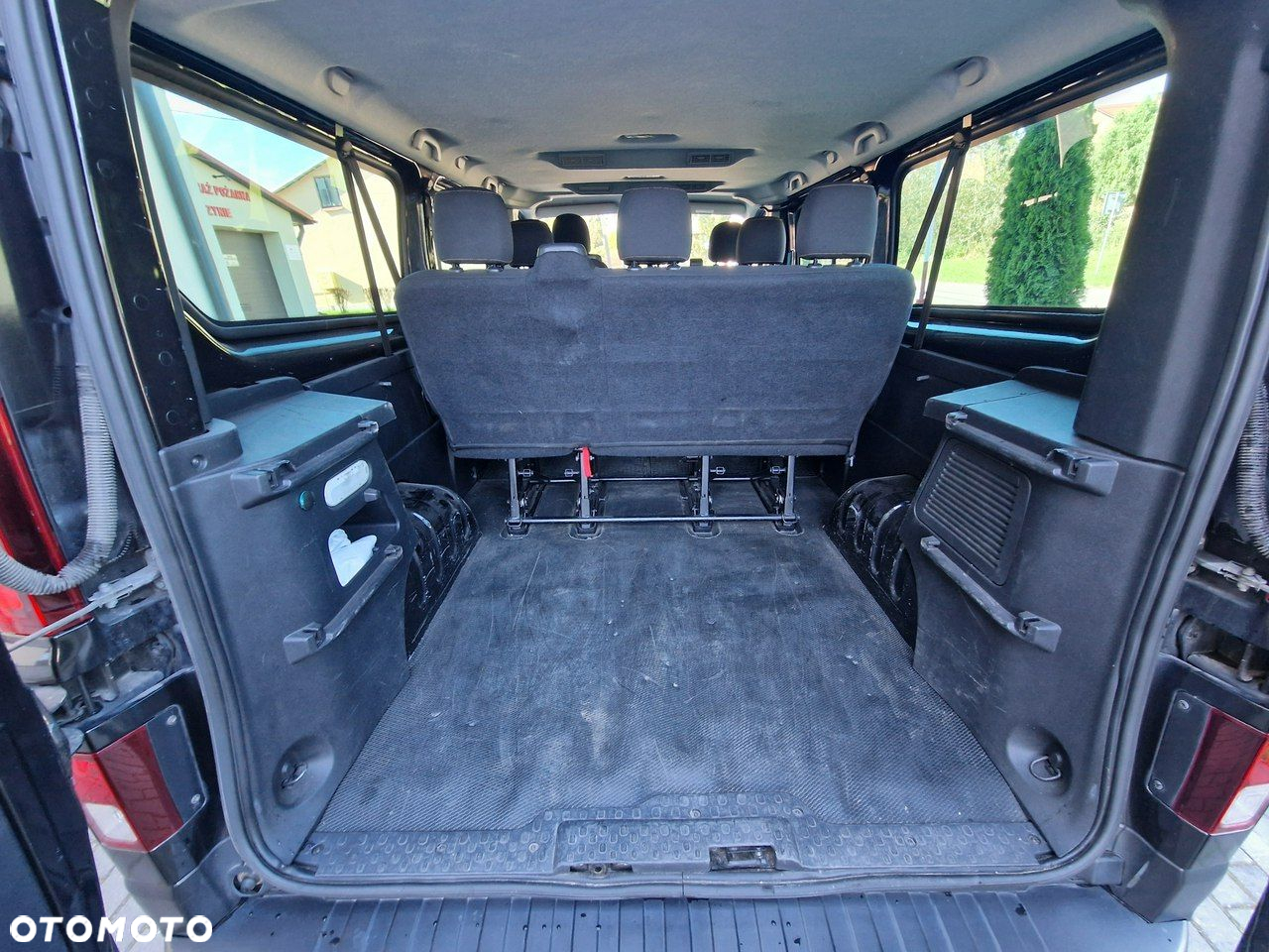 Renault Trafic - 14