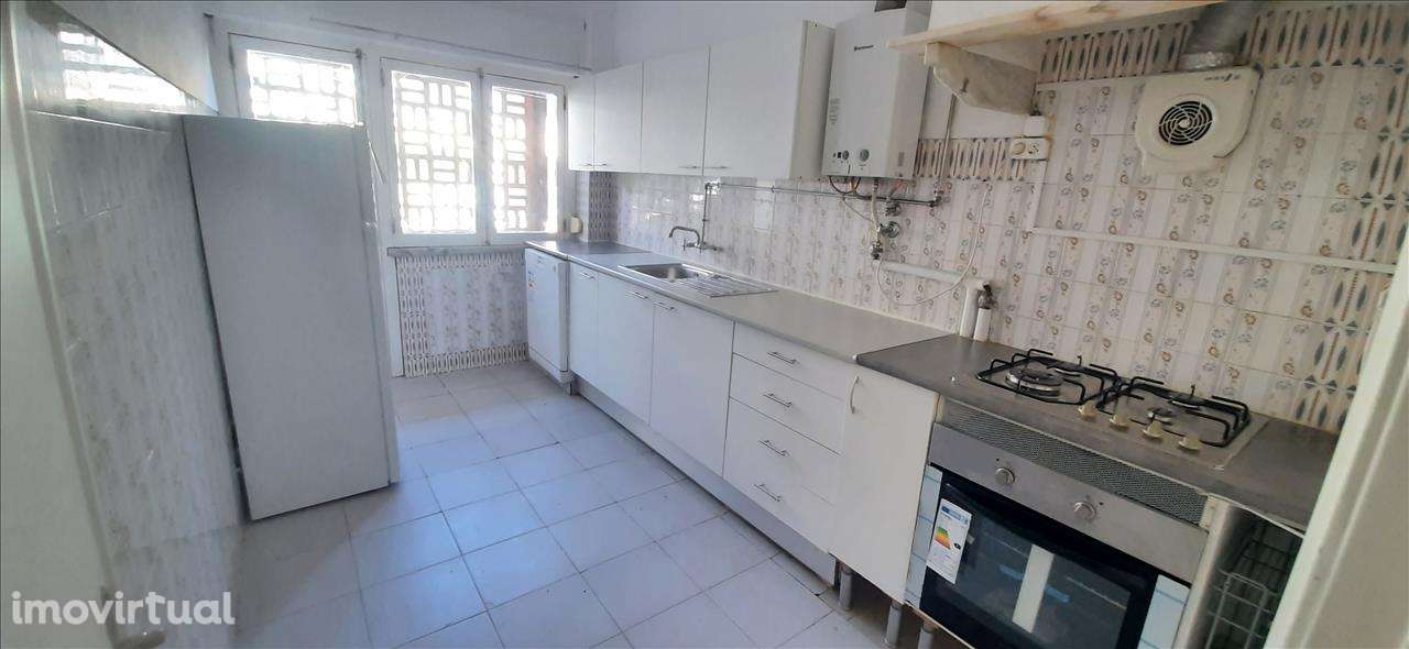 Apartamento em Seixal, Amora - Grande imagem: 4/10
