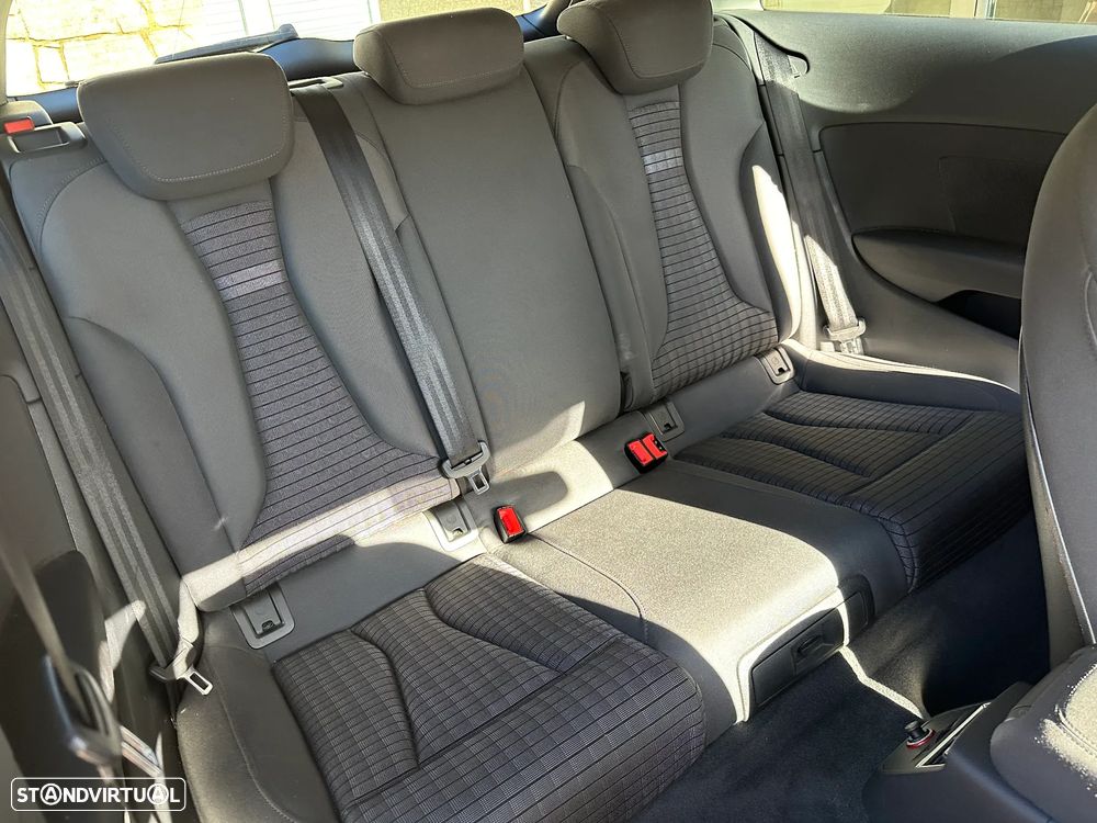 Audi A3 1.6 TDI Sport S tronic - 14