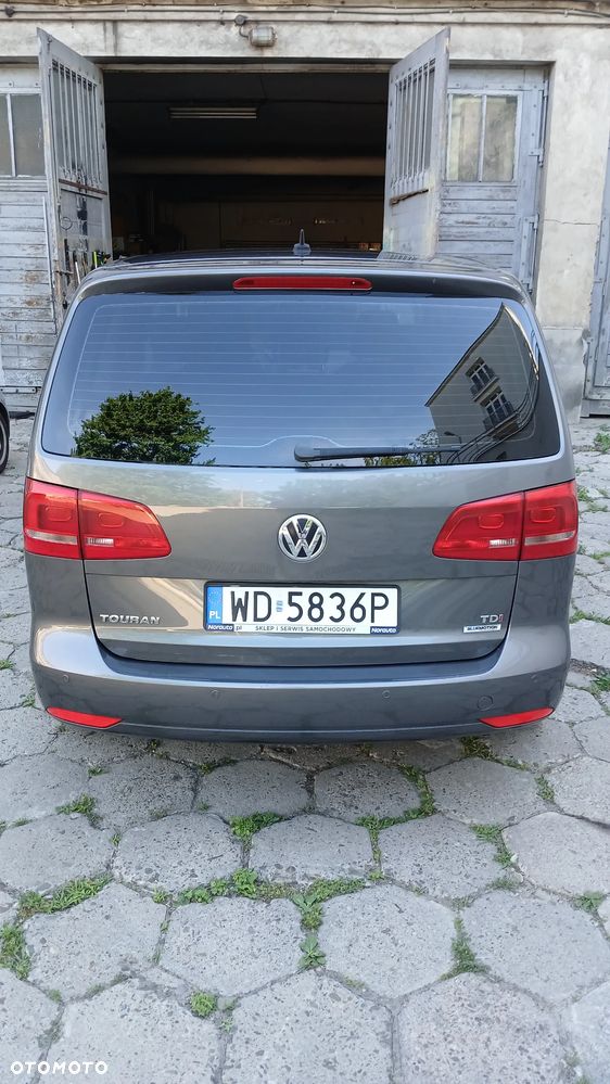 Volkswagen Touran 1.6 TDI DPF Trendline DSG - 9