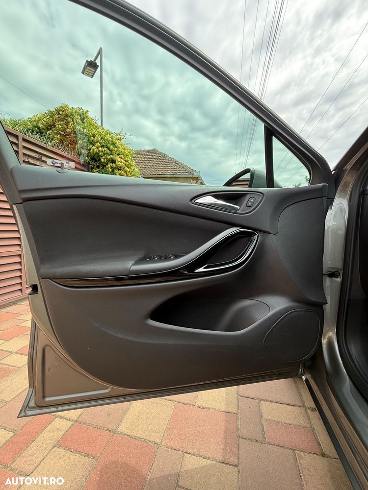 Opel Astra 1.6 CDTI ECOTEC Excite - 13
