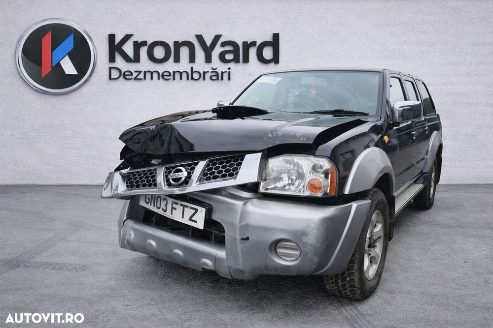 Geam stanga spate Nissan Navara D22 1998 - 2004 NEGRU (900) - 2
