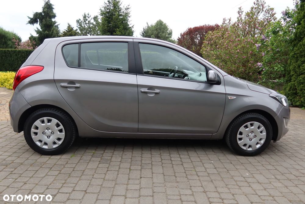 Hyundai i20 - 10