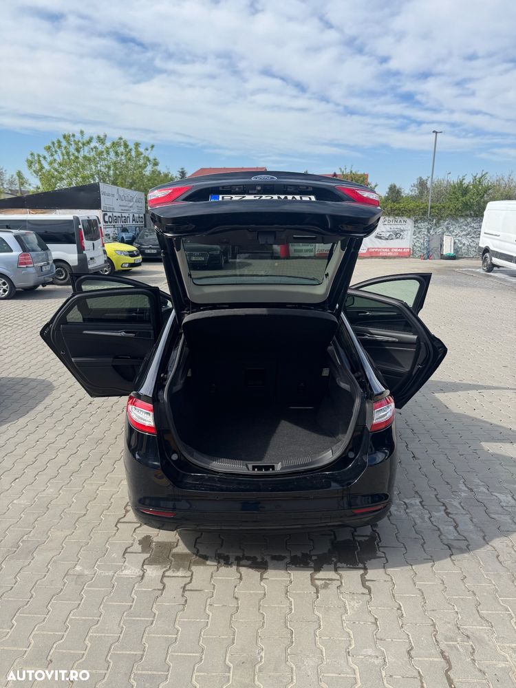 Ford Mondeo 2.0 TDCI PowerShift Titanium - 25