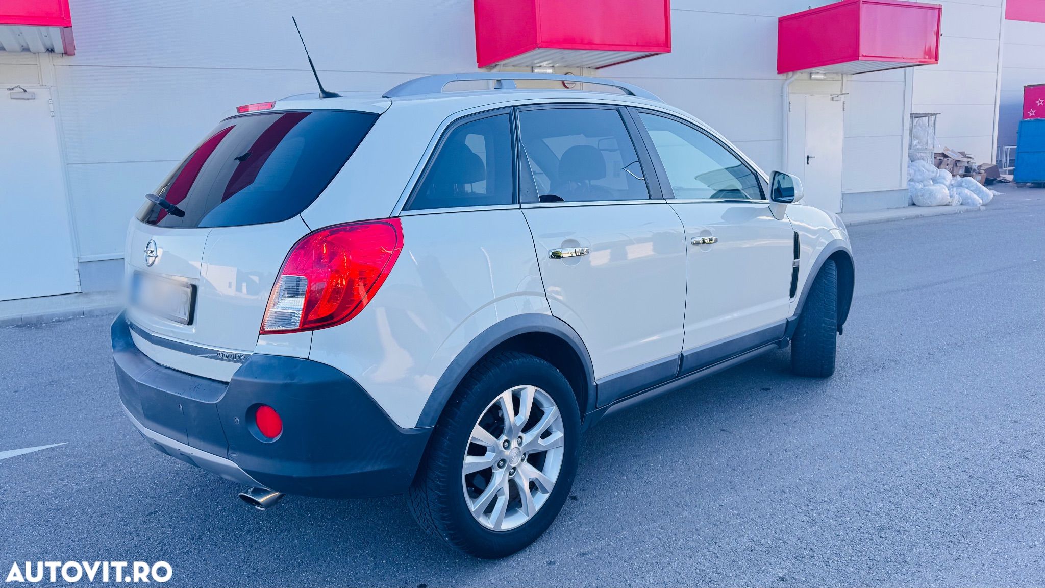 Opel Antara - 1