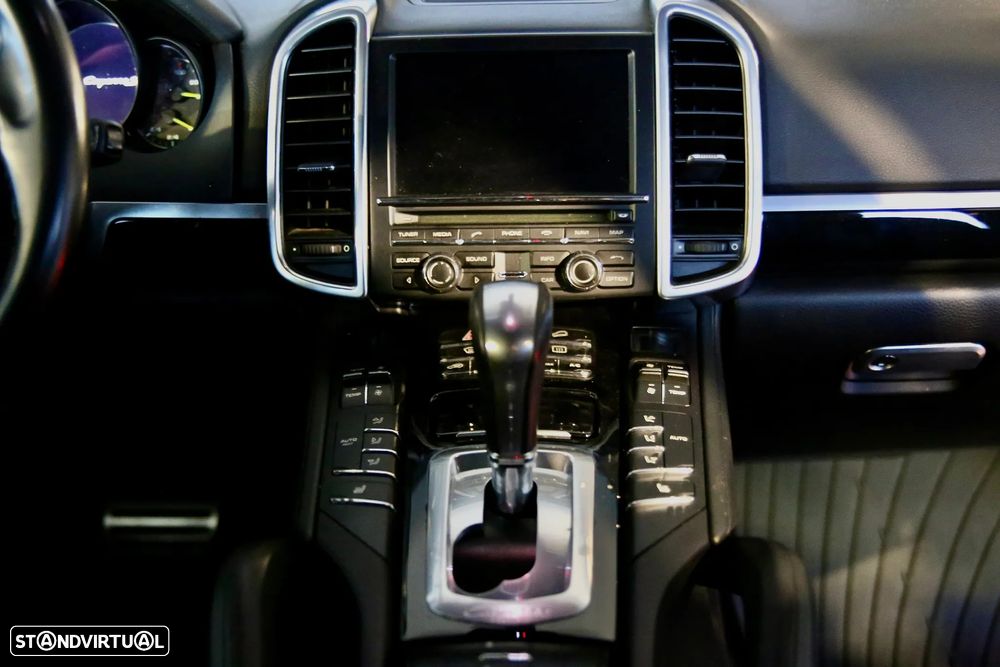 Porsche Cayenne S E-Hybrid Platinum Edition - 15
