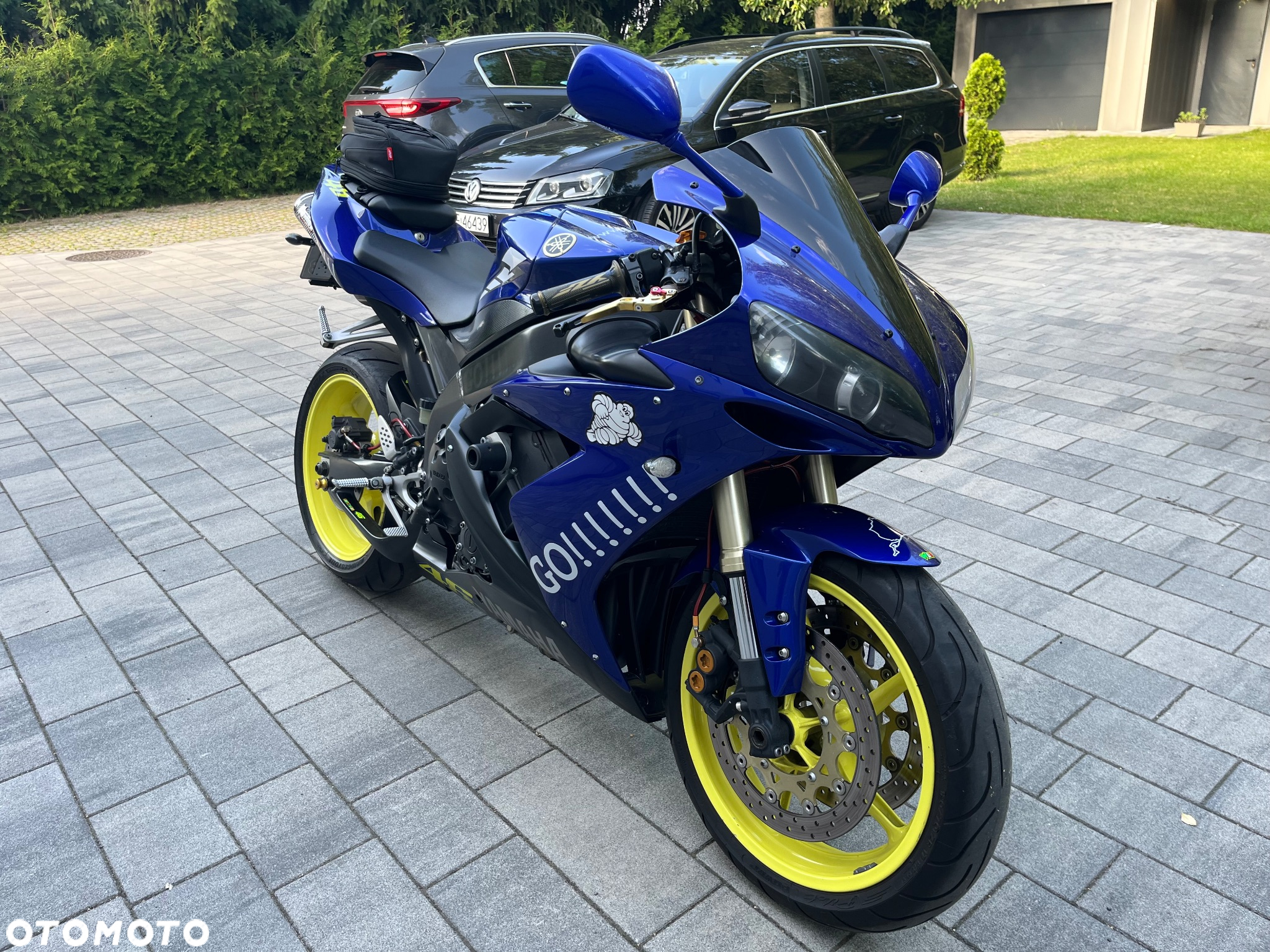 Yamaha R1 - 3
