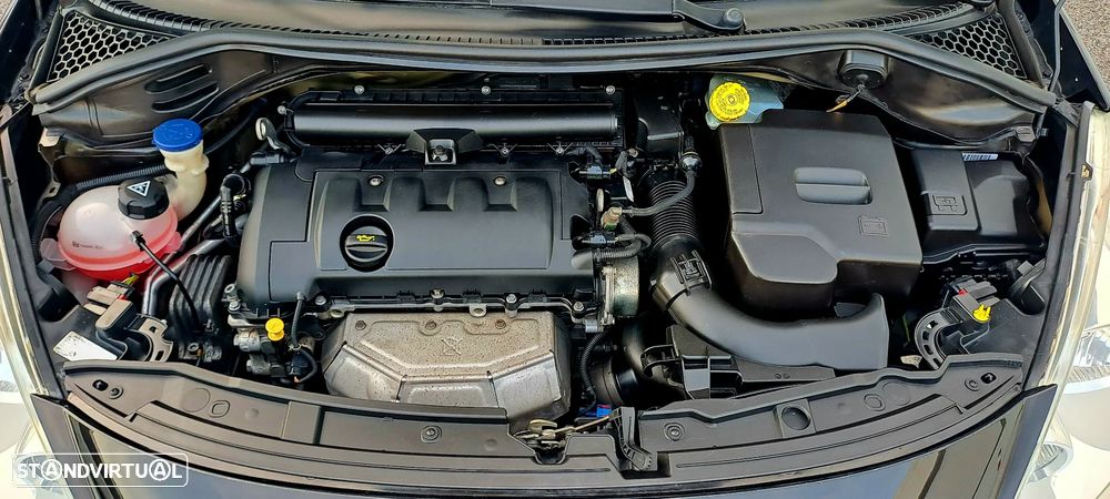 Peugeot 207 1.4 16V Active - 9