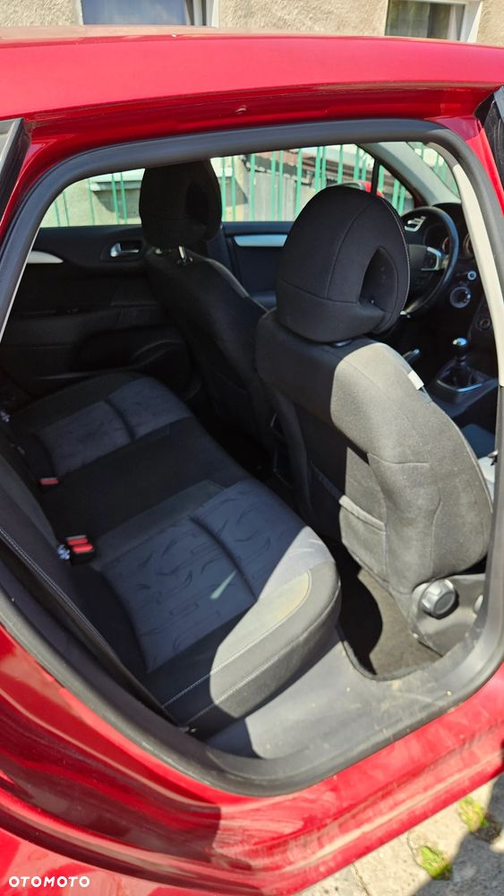 Citroën C4 1.6 HDi SX - 21