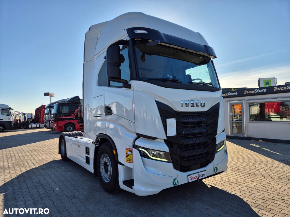Iveco AS440ST - 2