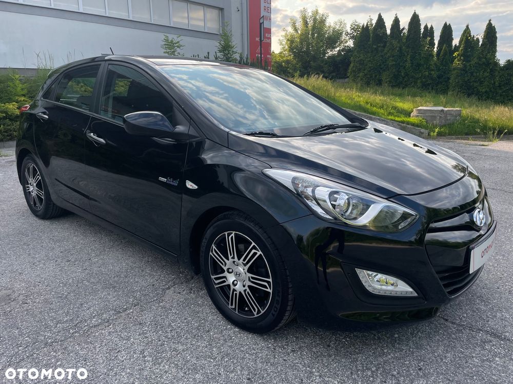 Hyundai i30 blue 1.6 CRDi Style - 29