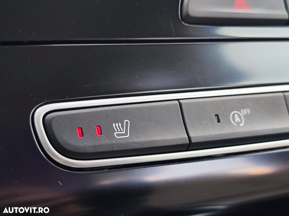 Renault Megane TCe 140 GPF Intens - 21