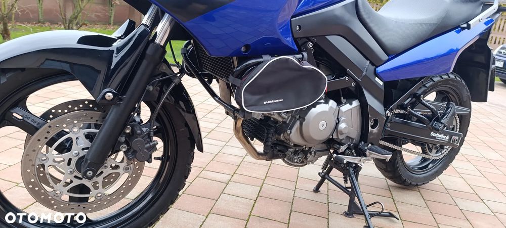 Suzuki V-STROM - 41