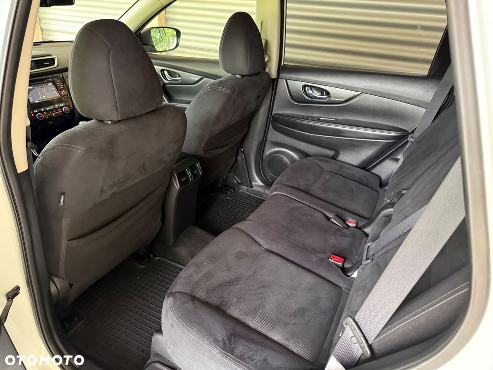 Nissan X-Trail 1.6 DIG-T N-Connecta - 31