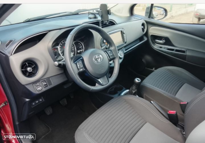 Toyota Yaris 1.0 VVT-i Exclusive - 7