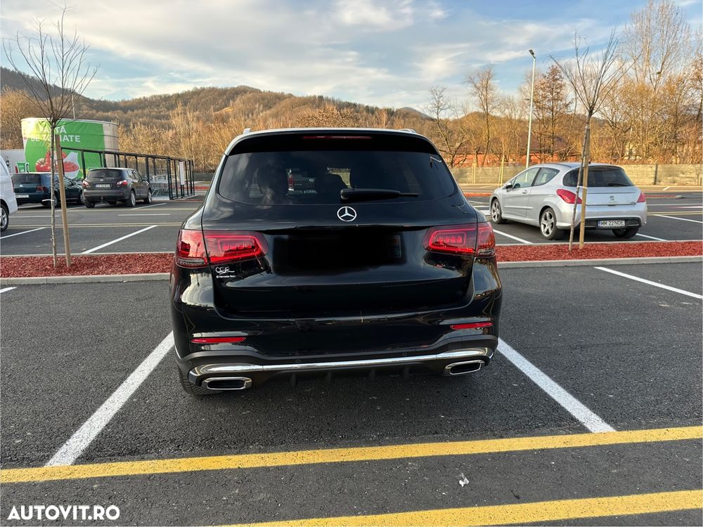 Mercedes-Benz GLC 220 d 4MATIC 9G-TRONIC AMG Line Plus - 7