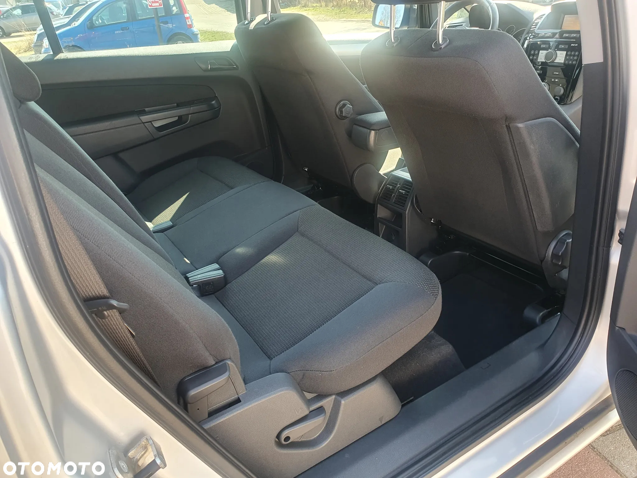 Opel Zafira 1.8 Easytronic Design Edition - 6