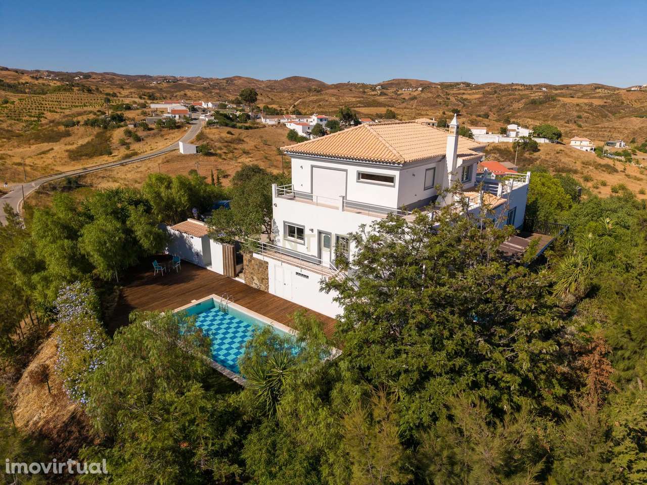 Villa Isolada com Piscina e 4 Suítes no Sitio dos Eirões - Tavira - Grande imagem: 3/57