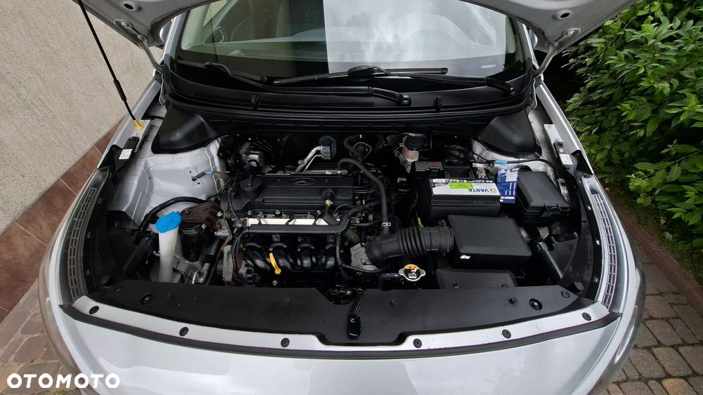 Hyundai i20 blue 1.2 - 36