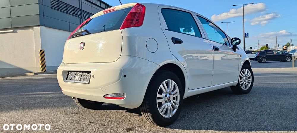 Fiat Punto Evo 1.4 8V Estiva Blue&Me - 40