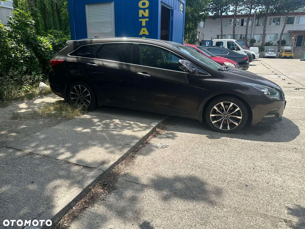 Hyundai i40 1.7 CRDi Business DCT - 2