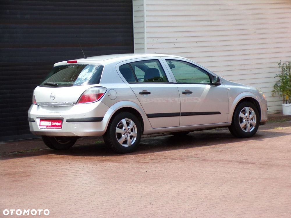 Opel Astra - 9