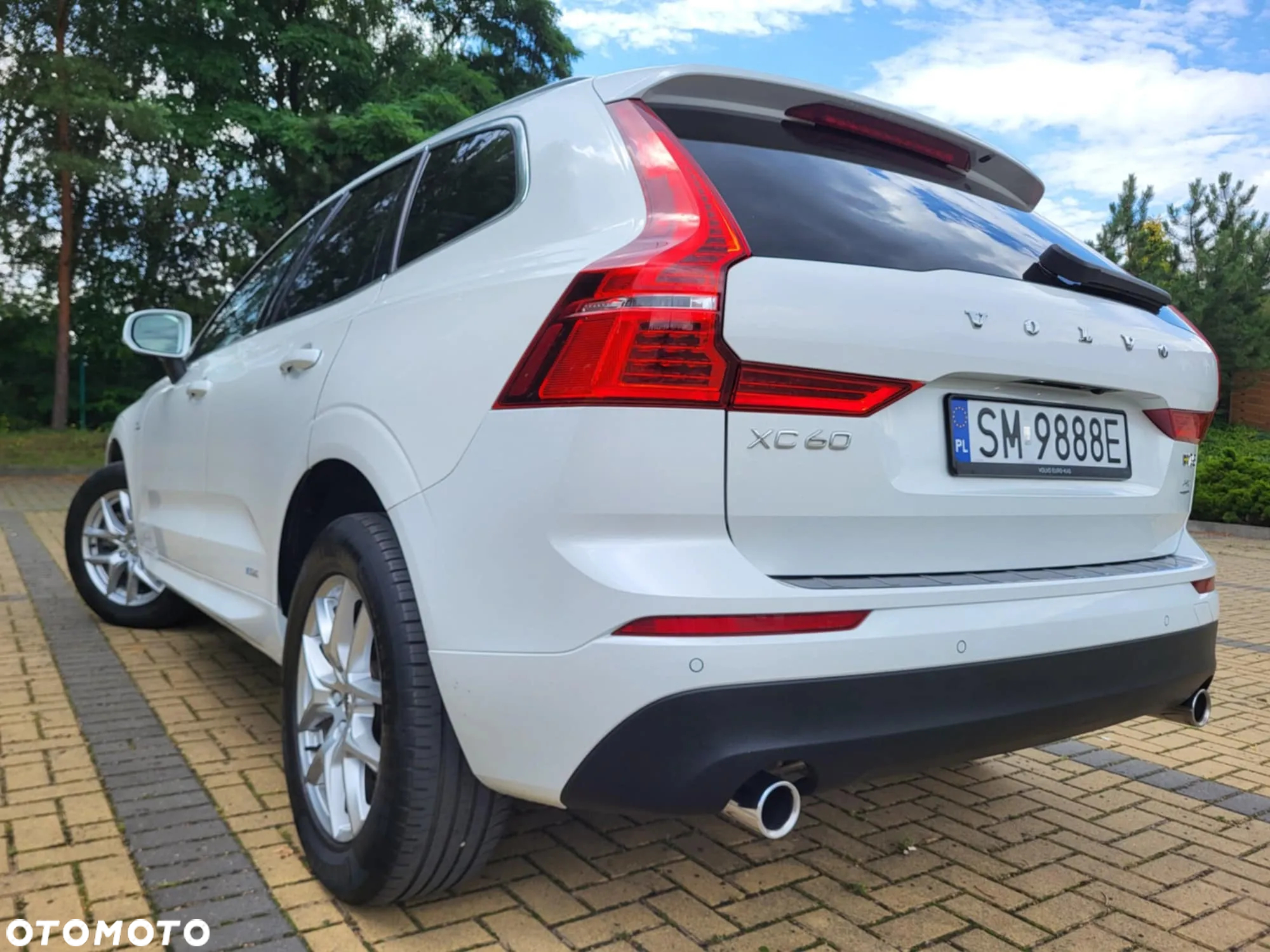 Volvo XC 60 T5 Momentum Pro - 13