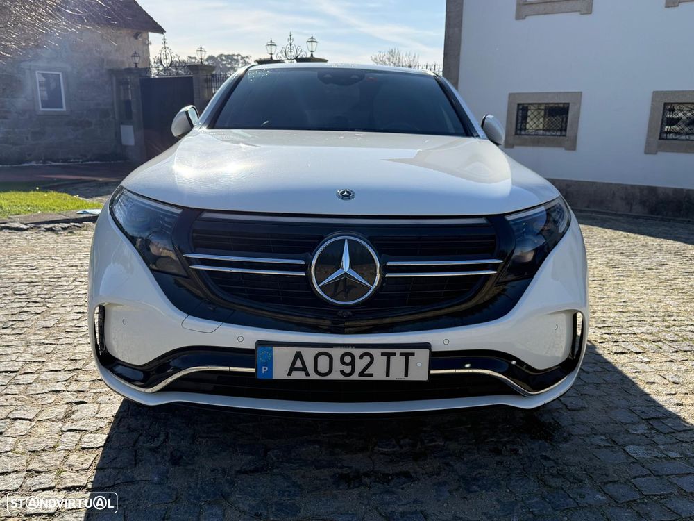 Mercedes-Benz EQC - 7