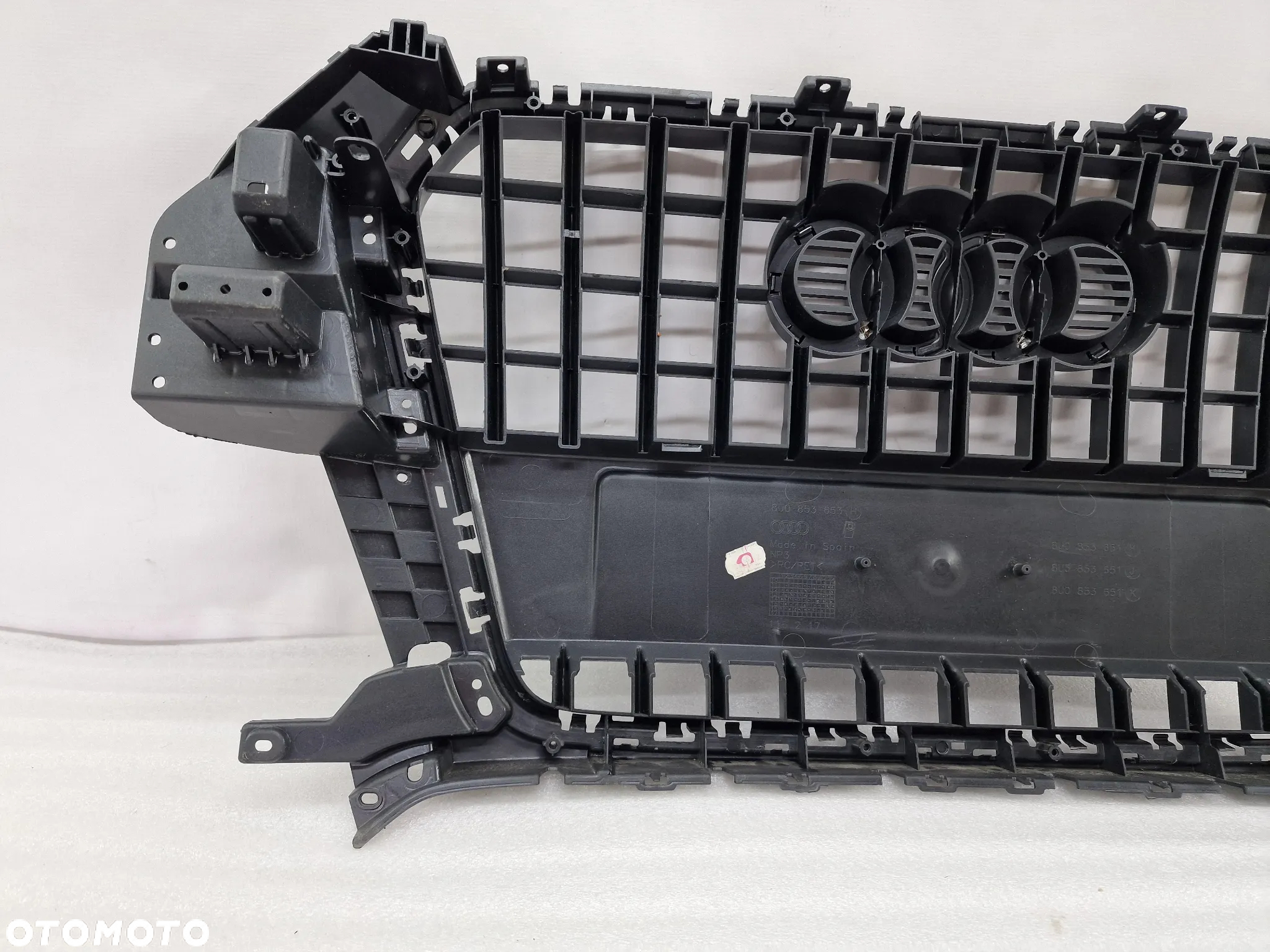 AUDI Q3 8U0 11- ATRAPA / GRILL PRZEDNI PRZÓD , NR 8U0853653H , NR AUKCJI GL536 - 7