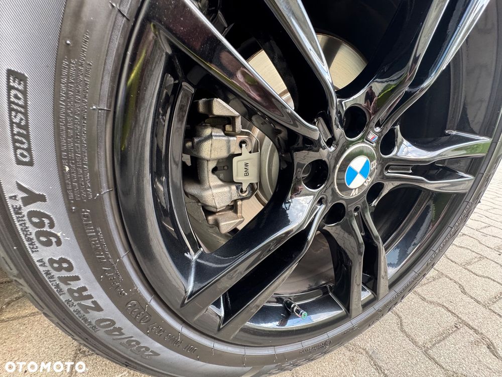 BMW Seria 3 320i GPF Sport Line Shadow - 13