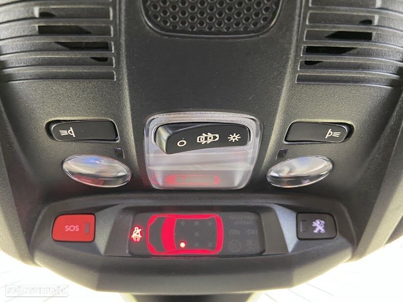 Peugeot 5008 1.2 PureTech Allure Pack - 30