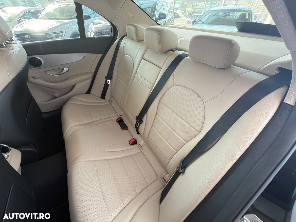 Mercedes-Benz C 180 7G-TRONIC Avantgarde Edition - 32