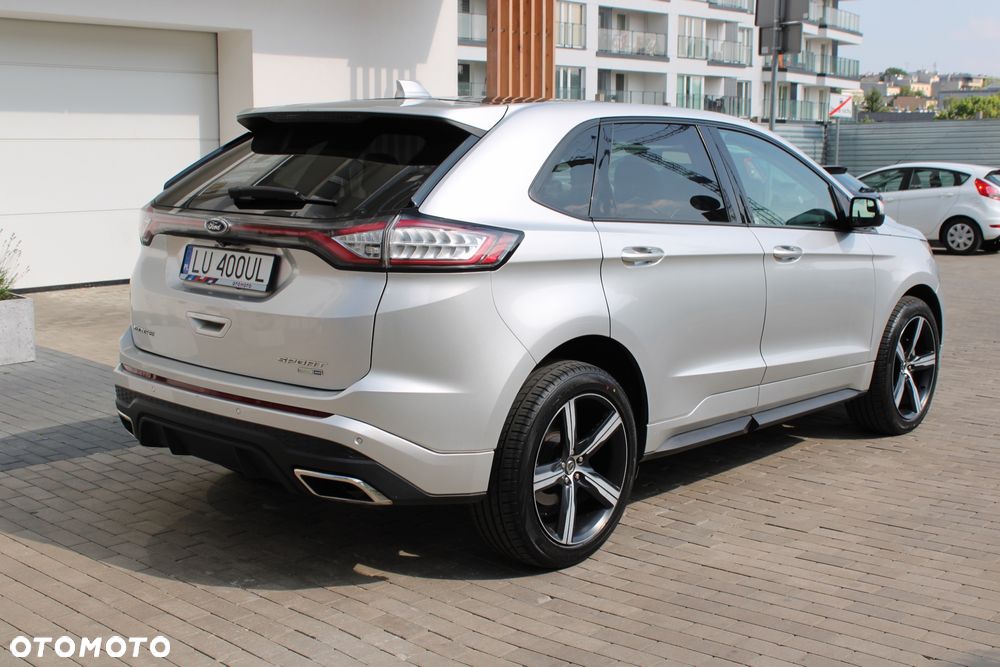 Ford Edge - 8
