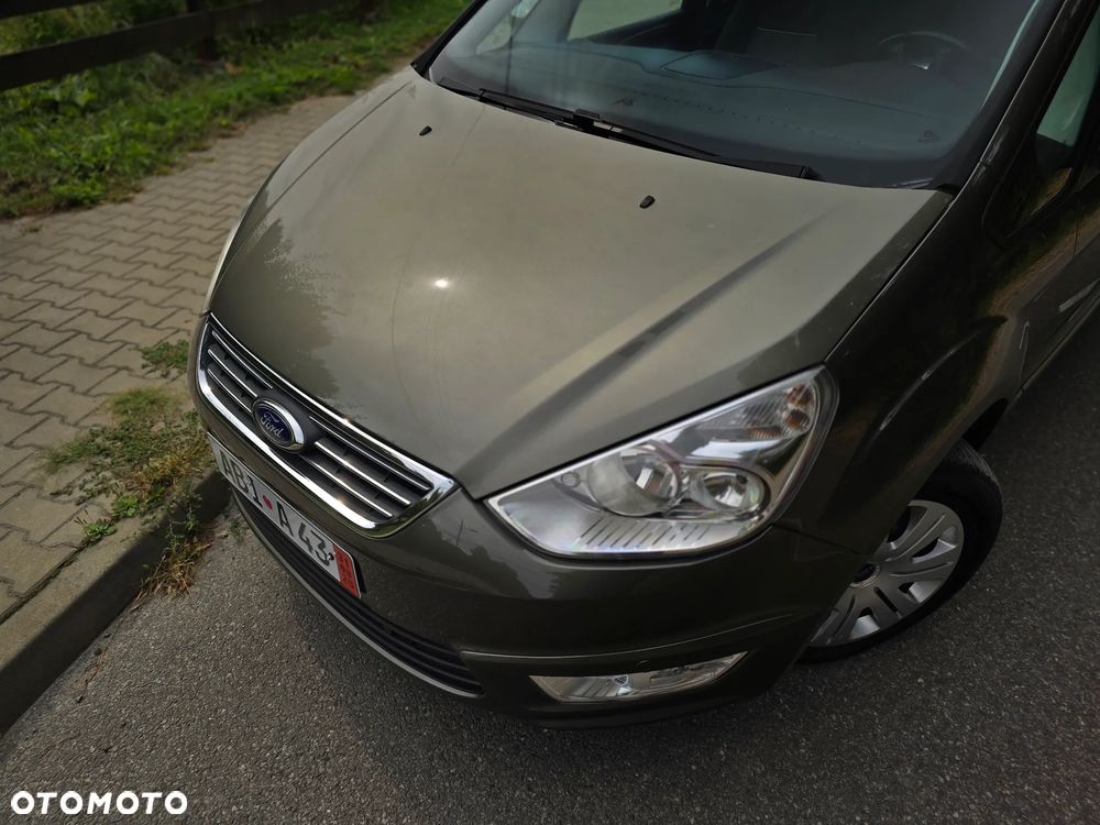 Ford Galaxy 2.0 TDCi Ghia - 37
